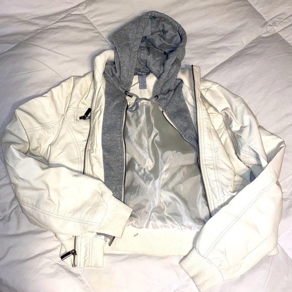 Creme sweater double layer jacket - Picture 2 of 4